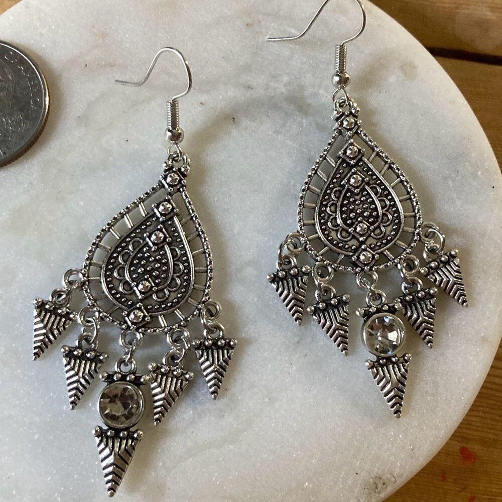 dangle drop earrings